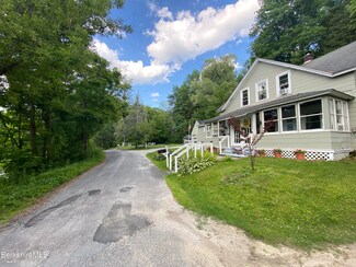 36 Hayden Hill Rd, Clarksburg, MA 01247