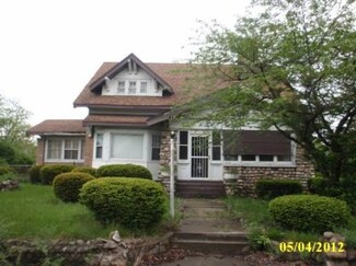 665 Fillmore St, Gary, IN 46402