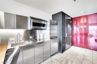 4381 W Flamingo Rd Unit 1903, Las Vegas, NV 89103