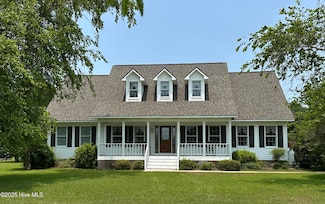 116 Spencer Ln, Newport, NC 28570