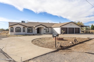 2703 Santa Clara Ln, Las Cruces, NM 88007