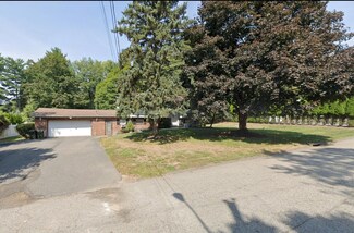 14 Murray Dr, Airmont, NY 10952