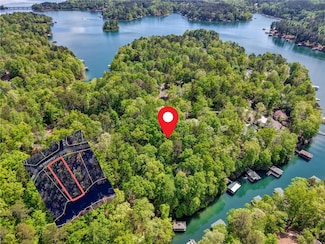 32 Foremast Dr, Keowee Key, SC 29676
