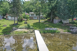 33826 S Lakeshore Dr, Burlington, WI 53105