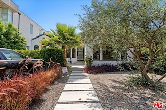 459 N Kings Rd, Los Angeles, CA 90048