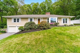 19 Mill Rd, Westborough, MA 01581