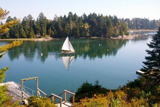 271 Gun Point Rd, Harpswell, ME 04079