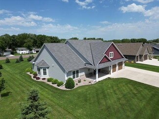 104 Covington Dr, Redwood Falls, MN 56283