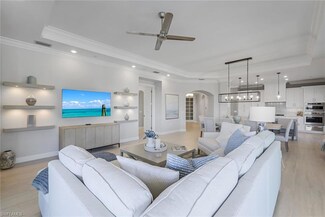 16387 Viansa Way Unit 19-302, Naples, FL 34110