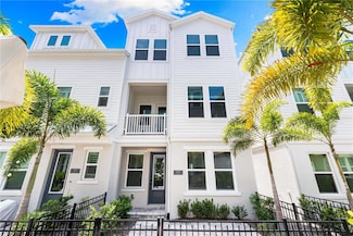 2408 Ezzell Ct, Sarasota, FL 34237