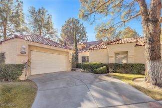 6961 Emerald Springs Ln, Las Vegas, NV 89113