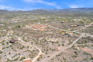 2748-2898 W Twin Peaks Ln, New River, AZ 85087