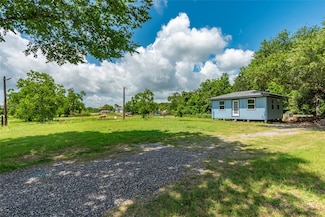 7230 Moore St, Hitchcock, TX 77563