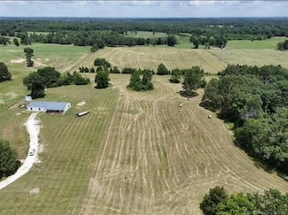 2352 E 2030 Rd, Hugo, OK 74743