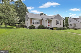 1308 Butter Ln, Reading, PA 19606