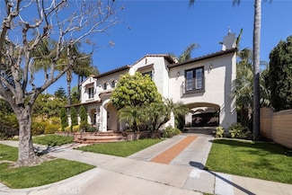 2 Mansfield Dr, Irvine, CA 92620