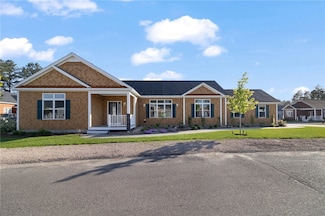 6 Birdie Ct, South Kingstown, RI 02879
