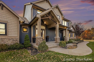 408 Park Dr, Douglas, MI 49406