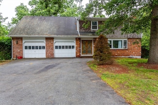 1850 Bay St, Taunton, MA 02780