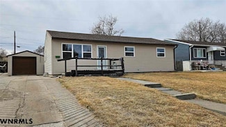 89 Spring Valley Ln, Gering, NE 69341