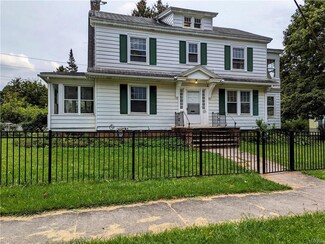 200 Sedgwick St, Syracuse, NY 13203