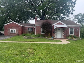 1916 Dyer Ave, Saint Louis, MO 63114