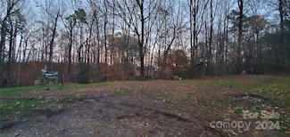 1046 4th Ave, Dallas, NC 28034