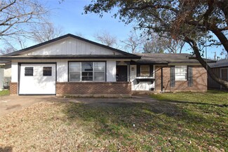 1102 Vegas Dr, Garland, TX 75042