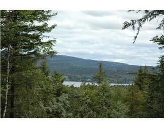 65 Freeman Ridge Rd, Southwest Harbor, ME 04679