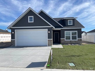 2015 Lowline Ave, Hollister, ID 83301