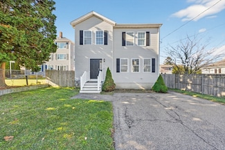 321 King St, Fall River, MA 02724