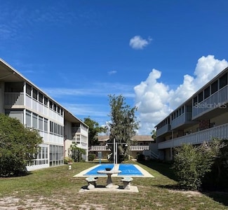 3751 S School Ave Unit 29, Sarasota, FL 34239