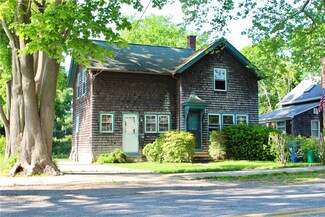 149 Robinson St, Wakefield, RI 02879
