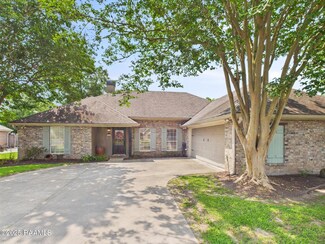 405 Goodwood Cir, Lafayette, LA 70508