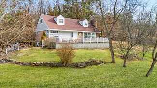 720 Field Club Rd, Pittsburgh, PA 15238