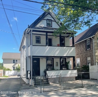 231 Charles Ave, Staten Island, NY 10302