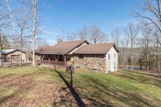 137 Schieler Ln, Isabella, MO 65676