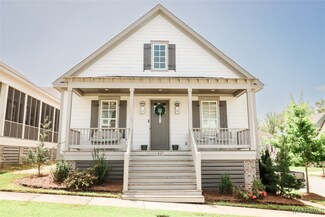 127 Forest Glen Dr, Pike Road, AL 36064