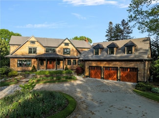 136 Adams Point Rd, Barrington, RI 02806