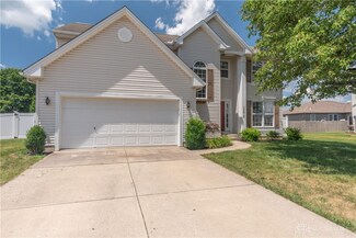 1370 Sterling Dr, Troy, OH 45373