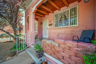 1311 MacLovia St, Santa Fe, NM 87505