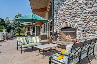 639 Three Eagle Ln, Bigfork, MT 59911