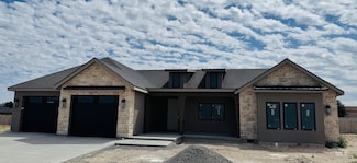 625 Canyon Falls Dr, Twin Falls, ID 83301