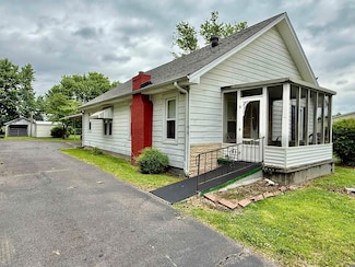 723 W Palestine Ave, Obion, TN 38240