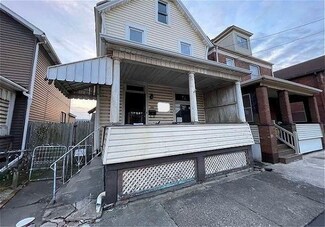 38 Walnut St, Natrona Heights, PA 15065