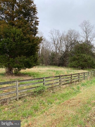 8610 Locust Grove Dr, Port Tobacco, MD 20677