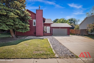 814 Overdale Dr, Gillette, WY 82718
