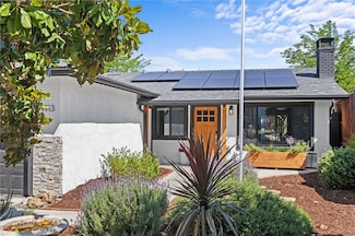 4913 Sparrow Hawk Ln, Paso Robles, CA 93446