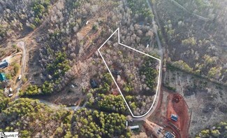 246 Hunting Hollow Rd, Six Mile, SC 29682