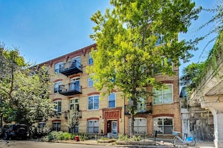 1740 N Maplewood Ave Unit 301, Chicago, IL 60647